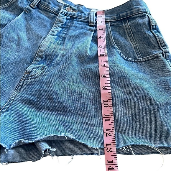 Vintage 90s Bill Blass Cut Off Jean Shorts Size 14 - Picture 10 of 10